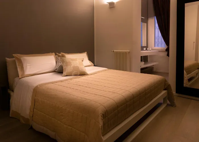 Exclusive Piazza Di Spagna 32 Rzym